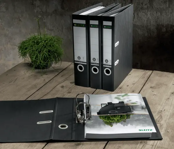 Leitz Recycle Klasör 180° A4 80mm Siyah (10180095)