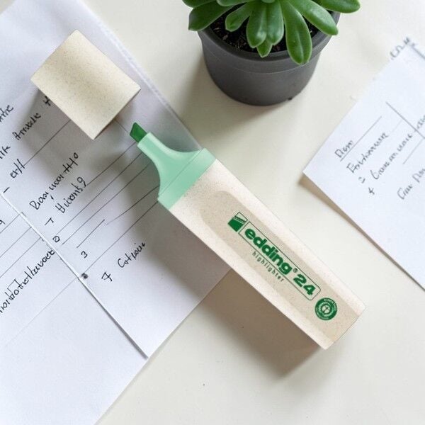 Edding Ecoline Fosforlu Kalem - Pastel Yeşil