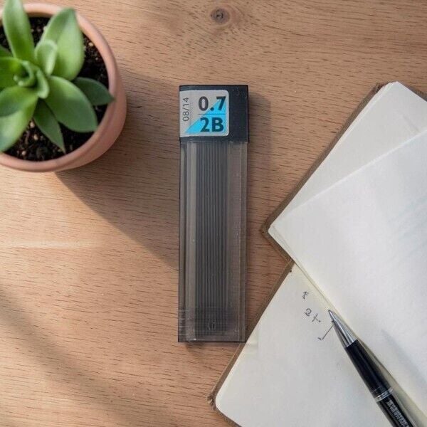 Tombow Klasik 0.7 mm Min 2B Kalem Ucu