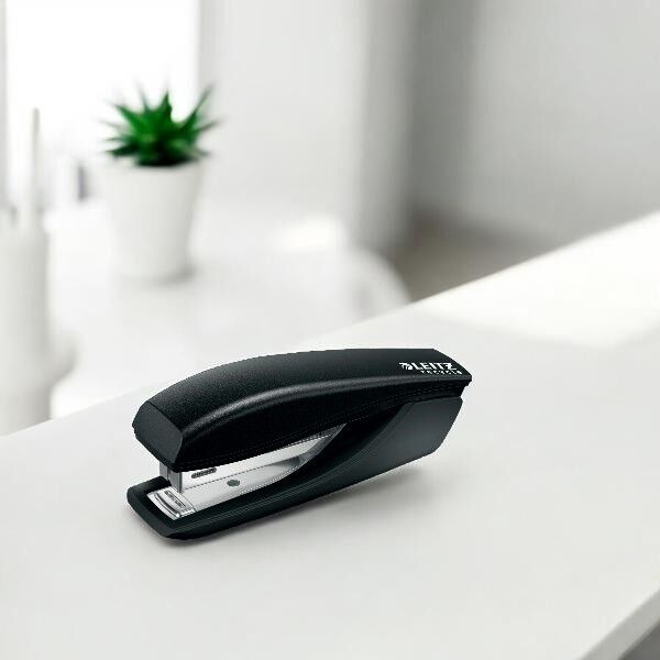 Leitz Recycle Mini Zımba Makinesi 10 Sayfa Siyah (5617-95)